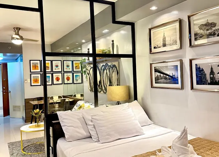Aiza's Place In Shell Residences Moa Apartment